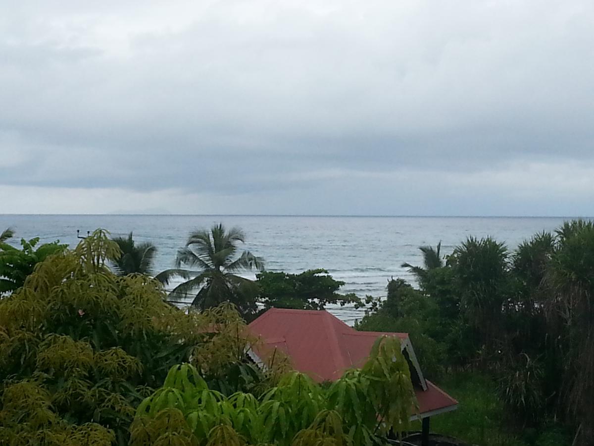 ไดเวอร์ลอดจ์เกสท์เฮาส์ Bed & Breakfast โบวาลง ภายนอก รูปภาพ