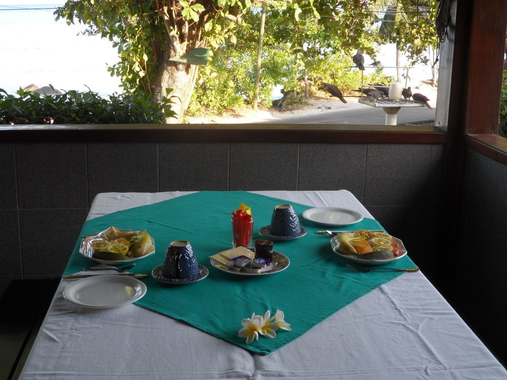ไดเวอร์ลอดจ์เกสท์เฮาส์ Bed & Breakfast โบวาลง ภายนอก รูปภาพ